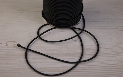 Резина шляпная 3мм  (2, черный)