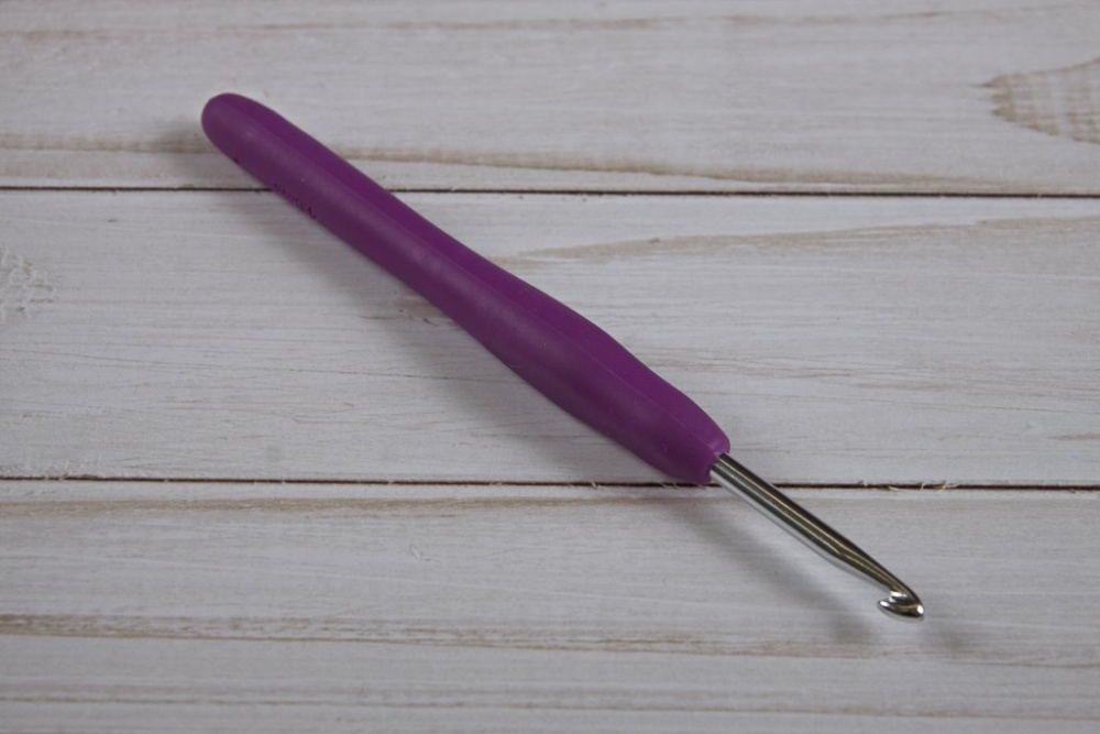 Крючок KAO(S)/4.0 вязальный односторонний алюминиевый с силиконовой ручкой 4,0мм
