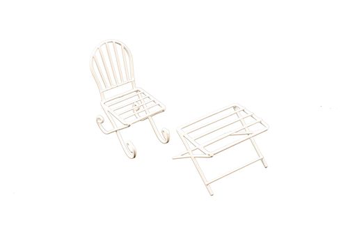 Металлические чайный столик и кресло белые; Стол: 6*4см Кресло:4*7.5см