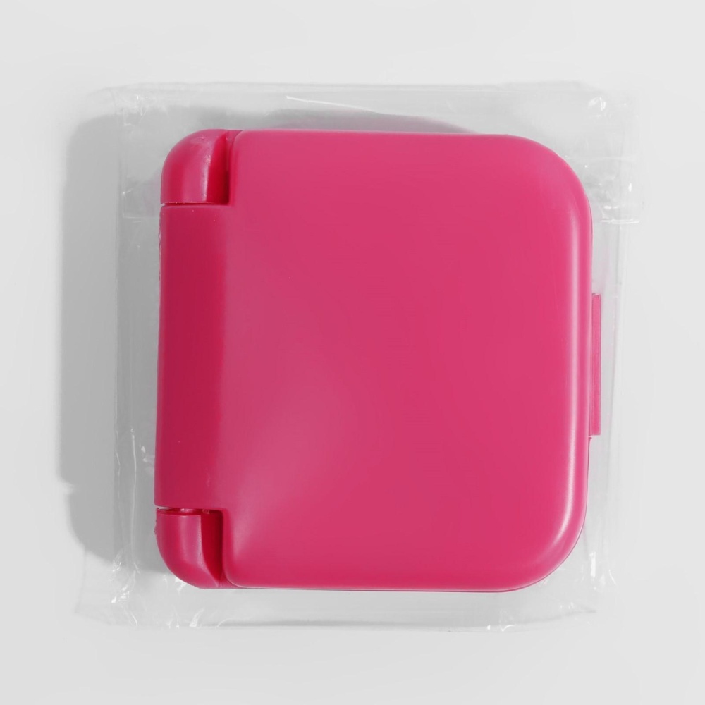 Швейный набор дорожный, 21 предмет, в складной пластиковой коробке, 7×6,5×2 см, цвет МИКС