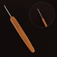 Крючок для вязания с деревянной ручкой (№2,75)