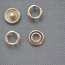 Кнопка из 4 частей кольцо (уп=10шт) 