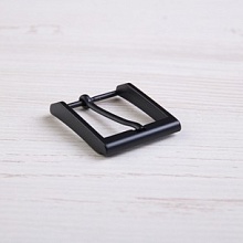Пряжка металл 35mm    (черный матовый)