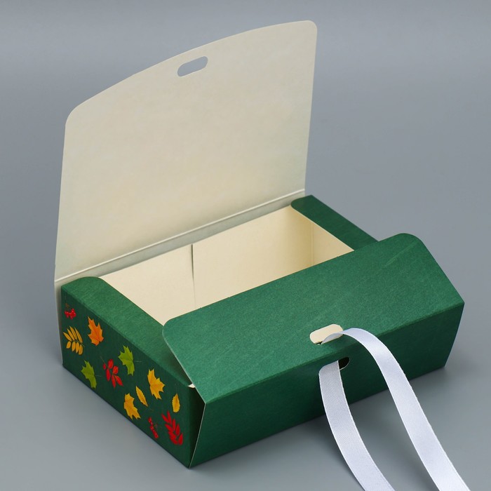 Коробка подарочная «Лучшему учителю», 20 х 18 х 5 см